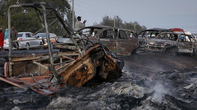 Kenya’da Kimyasal madde yüklü tanker kaza yaptı: 30 ölü